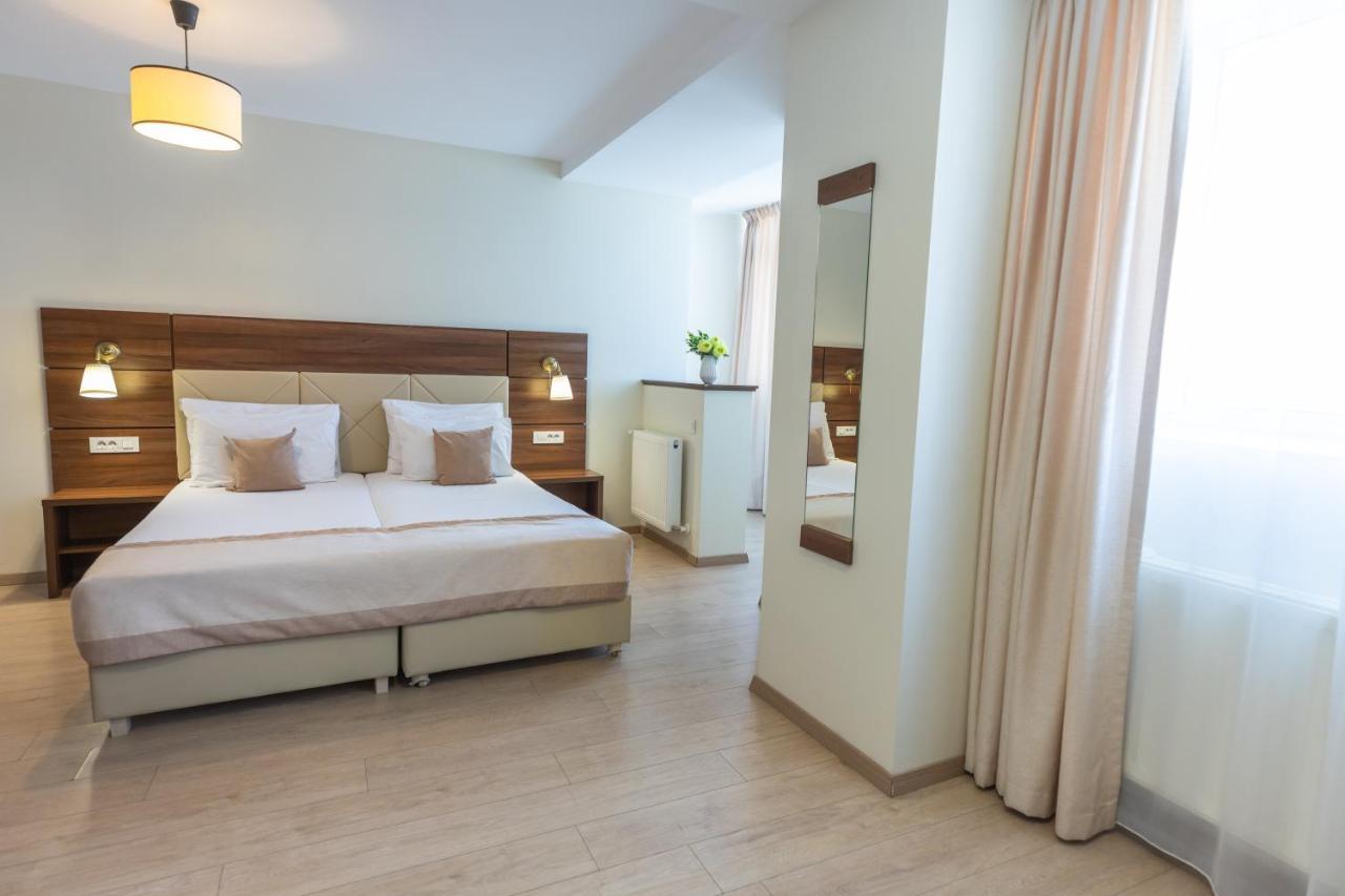 Sir Fundeni Tower Apartahotel 3*