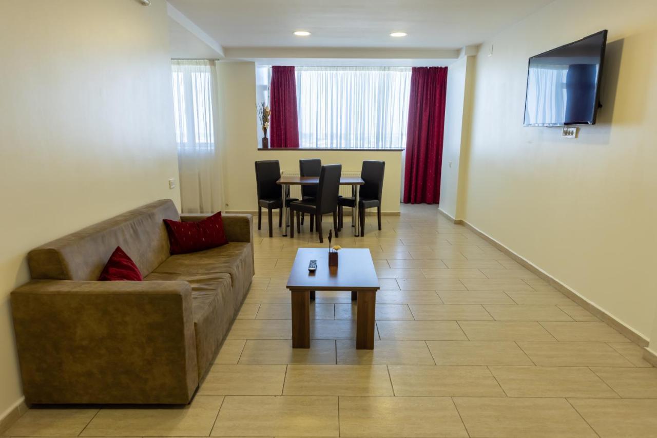 Sir Fundeni Tower Apartahotel