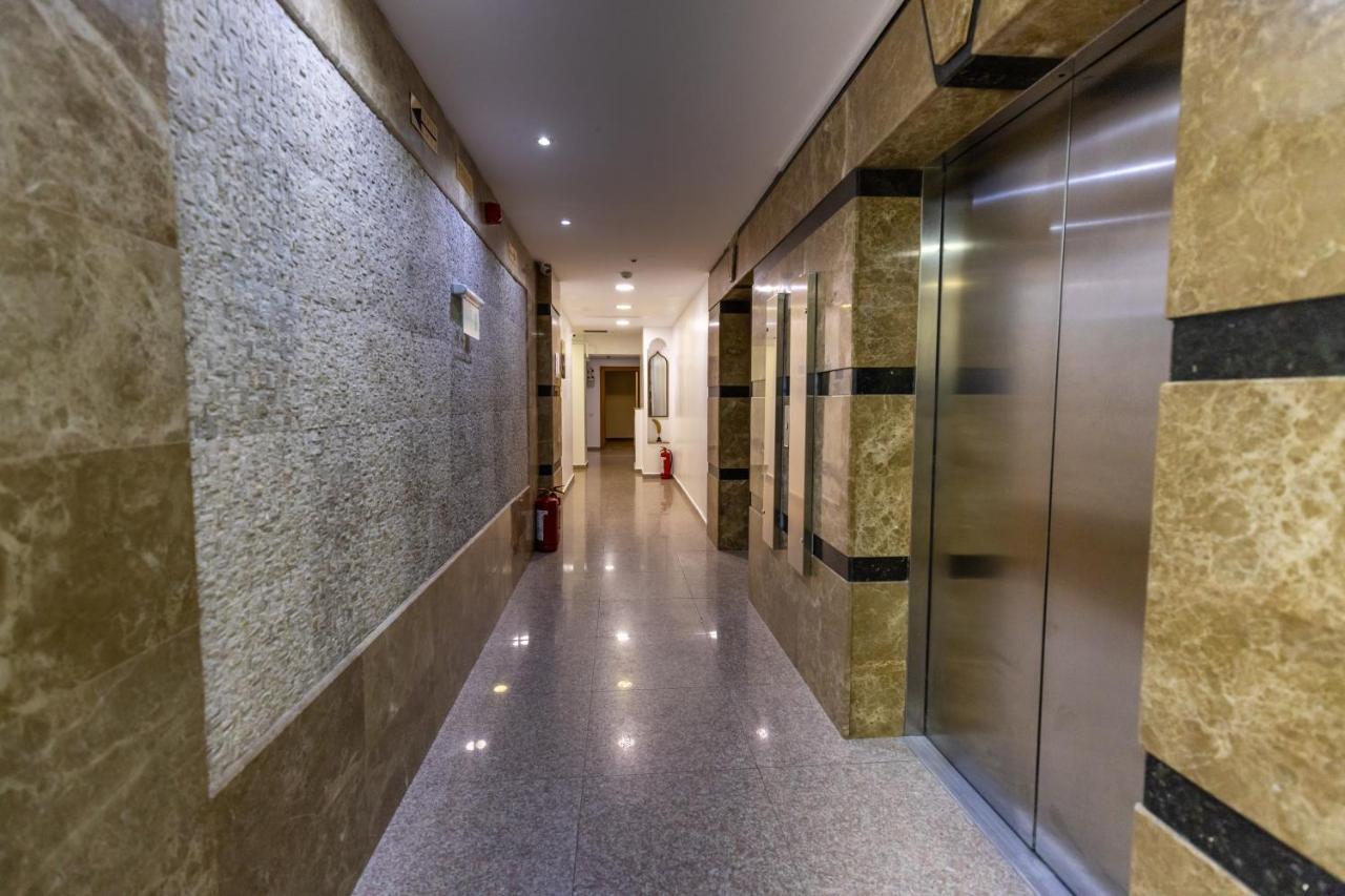 Sir Fundeni Tower Apartahotel 3*